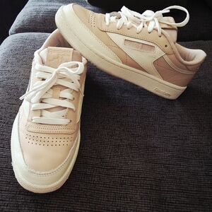 Reebok Athletic Shoes in Pink and Cream M7 W9 EUR39